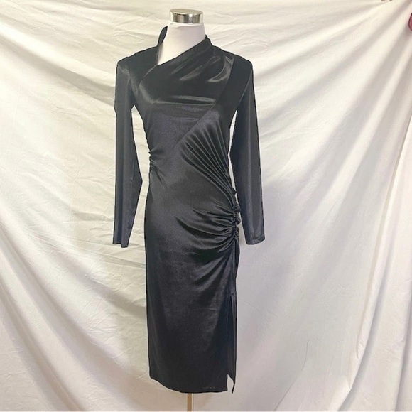 donna karan long sleeve velvet dress Vintage Donna Karan Silver Velvet Gown For Sale at 1stDibs